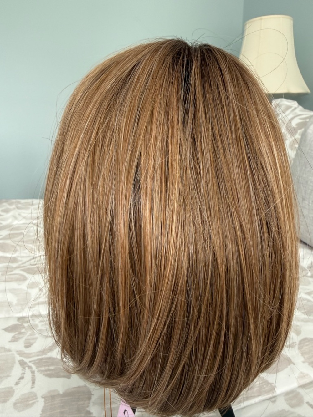 Honey Rooted Layered Shoulder-Length Wig - Natural Honey Brown-blonde - Picture 5 of 6